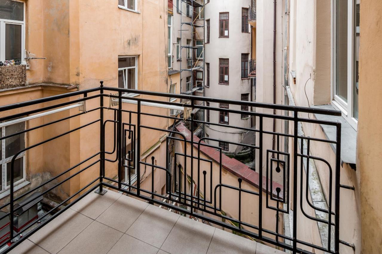 Ferienwohnung Svobody Avenue 10 Lemberg Exterior foto